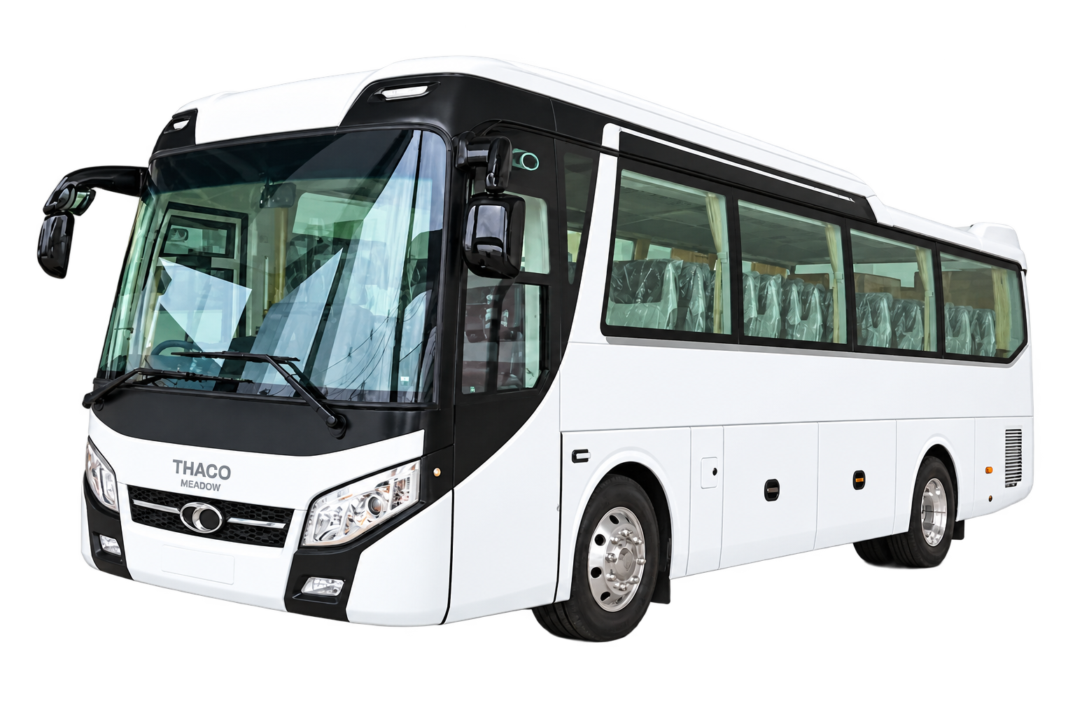 Xe 35 chỗ màu trắng phục vụ đưa đón và du lịch tại Phú Quốc